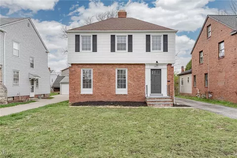 3657 Berkeley Rd, Cleveland Heights, OH 44118