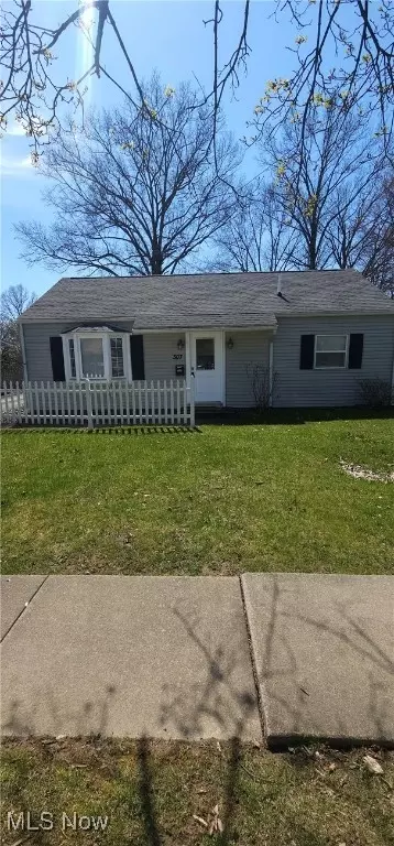 307 W 7th St, Mcdonald, OH 44437