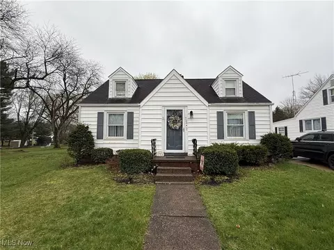 758 Kingsway St, Alliance, OH 44601