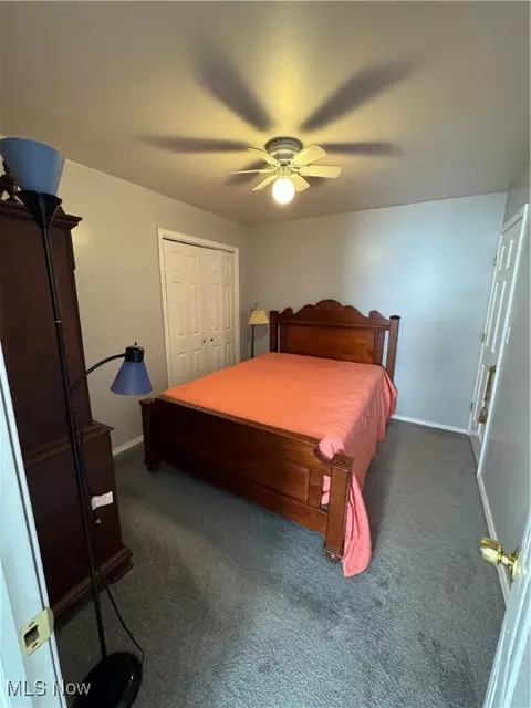 Bedroom - 537 Willow Park Rd, Elyria, OH 44035 photo 1 of 2