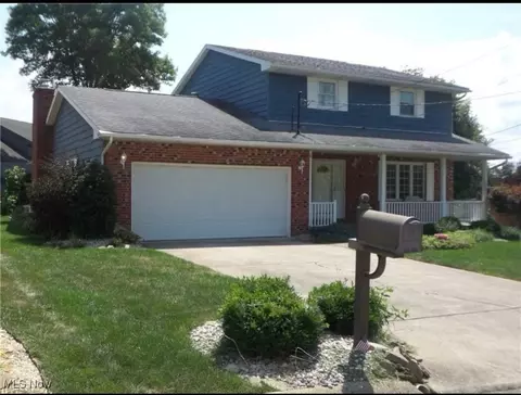 4008 Powell St, Parkersburg, WV 26104