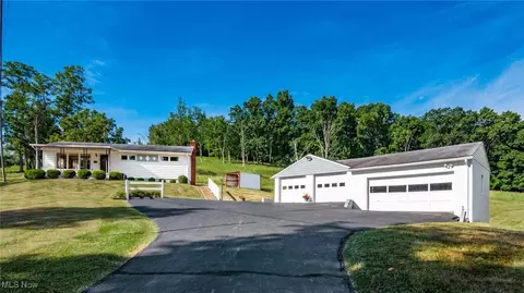 165 Reservoir Rd, New Concord, OH 43762