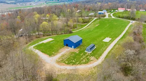 2120 Culbertson Rd, Zanesville, OH 43701