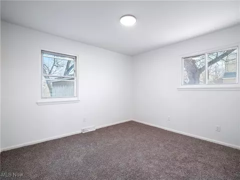 209 Franklin Ave, Elyria, OH 44035 photo 20