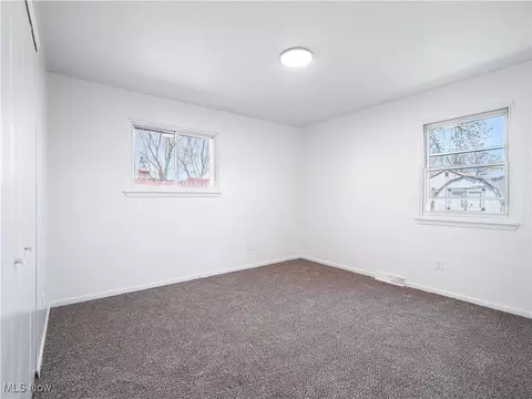 209 Franklin Ave, Elyria, OH 44035 photo 18