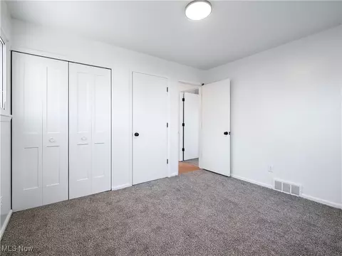 209 Franklin Ave, Elyria, OH 44035 photo 21