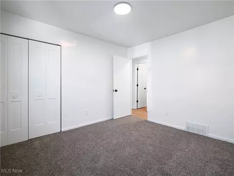209 Franklin Ave, Elyria, OH 44035 photo 16
