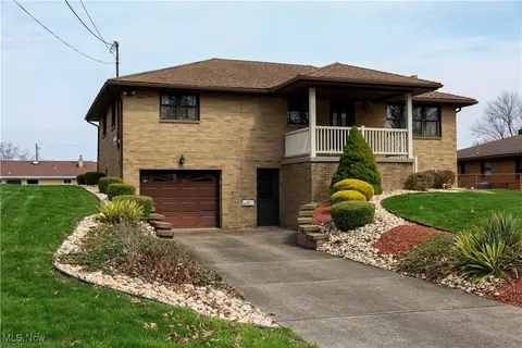 126 Vine St, Mingo Junction, OH 43938
