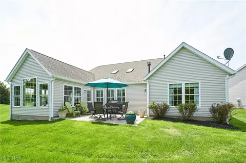Exterior - 1233 Clifford Dr, Copley, OH 44321 photo 4 of 6
