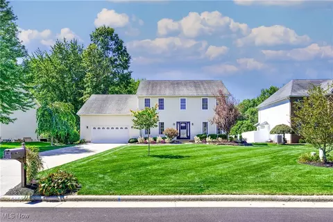 215 Southwind, Howland, OH 44484