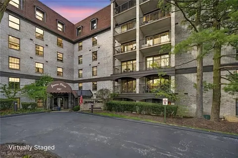 800 Brick Mill Run #406, Westlake, OH 44145