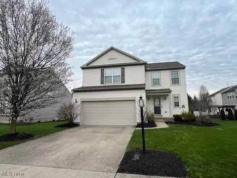 9613 Taberna Ln, Olmsted Twp, OH 44138