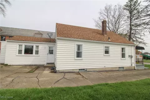 803 5th St, Struthers, OH 44471 photo 24