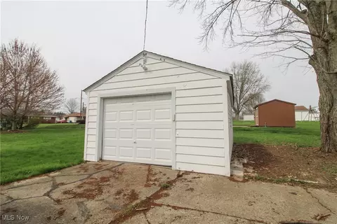 803 5th St, Struthers, OH 44471 photo 25