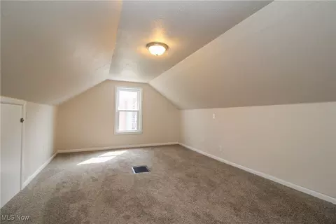 803 5th St, Struthers, OH 44471 photo 20