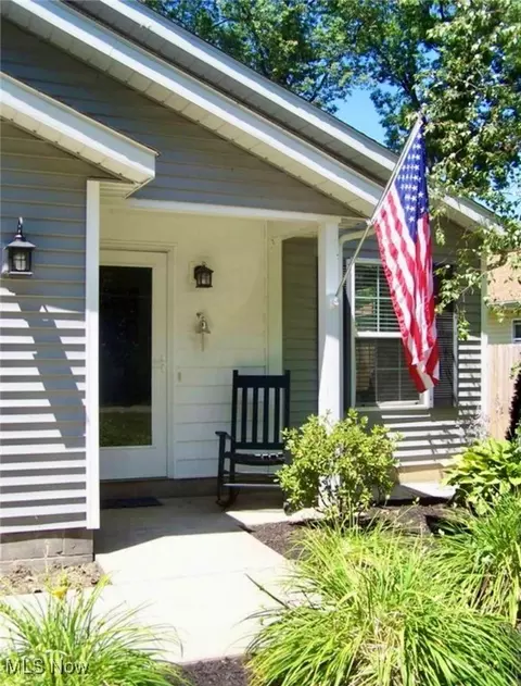 4839 Thomas Blvd, Geneva, OH 44041 photo 2