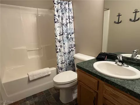 4839 Thomas Blvd, Geneva, OH 44041 photo 14