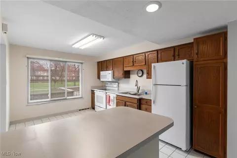 Kitchen - 6462 State Rd #04, Parma, OH 44134 photo 2 of 5