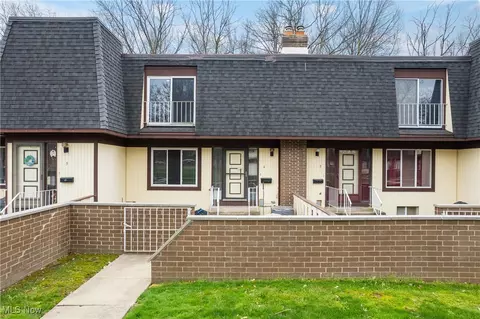 6462 State Rd #04, Parma, OH 44134