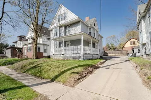 124 Beck Ave, Akron, OH 44302