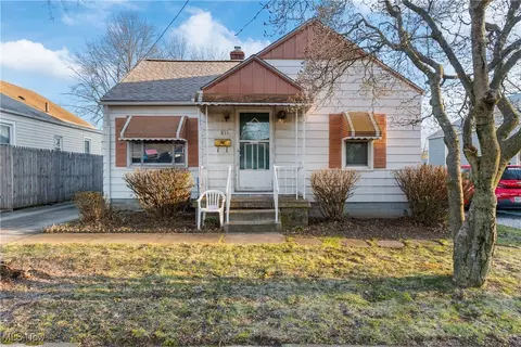 833 Hunt St, Akron, OH 44306