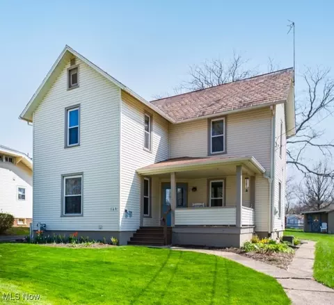 169 Walnut St, Leetonia, OH 44431