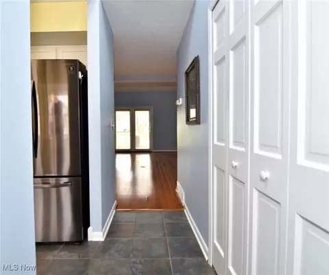 700 Hampton Cir #6, Aurora, OH 44202 photo 6