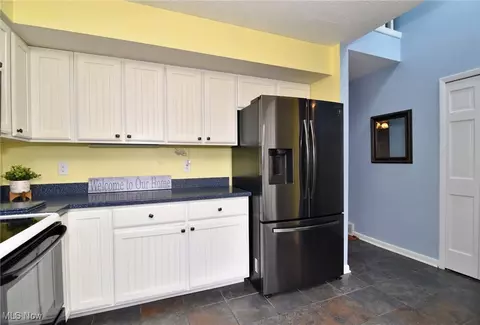 700 Hampton Cir #6, Aurora, OH 44202 photo 9