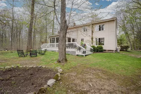 Exterior - 28790 Inner Circle Ct, Solon, OH 44139 photo 6 of 8