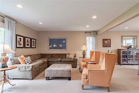 Living - 28790 Inner Circle Ct, Solon, OH 44139 photo 5 of 6