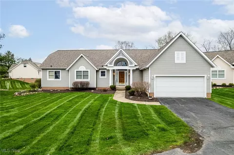 204 Blackstone Cir, Wadsworth, OH 44281