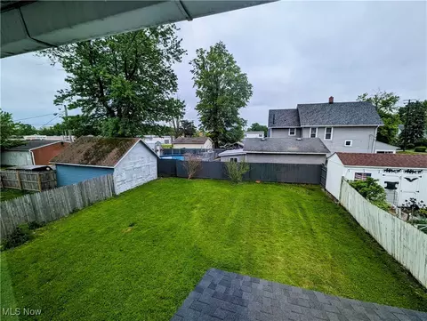 Exterior - 1636 W 8th St, Ashtabula, OH 44004 photo 6 of 6