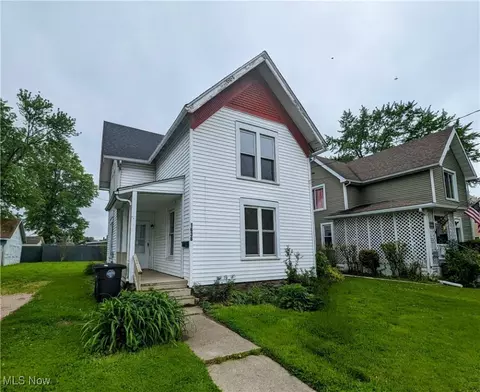 1636 W 8th St, Ashtabula, OH 44004