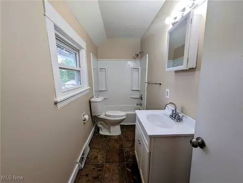 Bath - 1636 W 8th St, Ashtabula, OH 44004 photo 1 of 1
