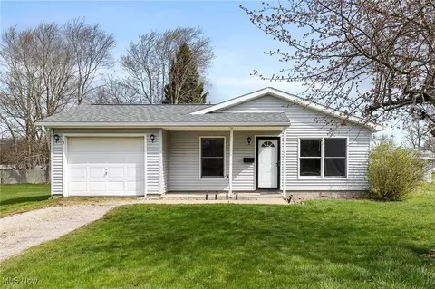 1204 Winthrop Ln, Ashland, OH 44805