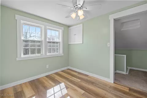 Bedroom - 276 E Ridgewood Dr, Seven Hills, OH 44131 photo 5 of 9