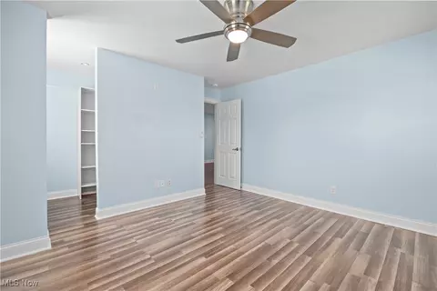 Bedroom - 276 E Ridgewood Dr, Seven Hills, OH 44131 photo 3 of 9