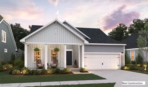 838 Meadow Lake Dr, Elyria, OH 44035