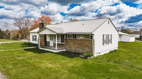 304 Conger Rd, Washington, WV 26181