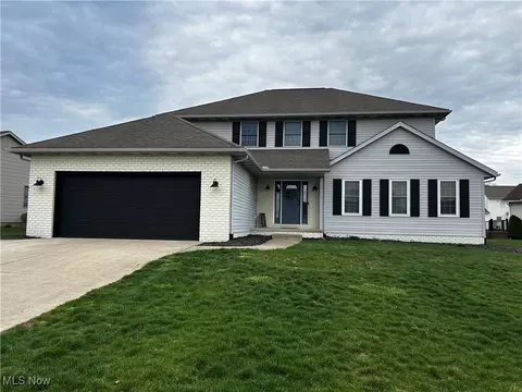 3553 Shepherd St NW, North Canton, OH 44720