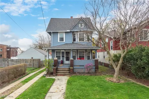 1317 Sloane Ave, Lakewood, OH 44107