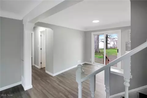 29687 Robert St, Wickliffe, OH 44092 photo 8