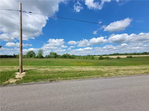 1568 Cinnamon Dr, West Salem, OH 44287
