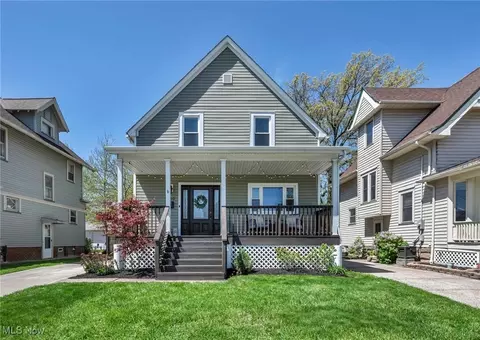 1250 Saint Charles Ave, Lakewood, OH 44107