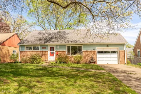 3522 Shanabruck Ave NW, Canton, OH 44709