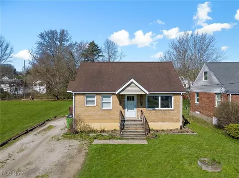 123 N Seneca St, Rittman, OH 44270