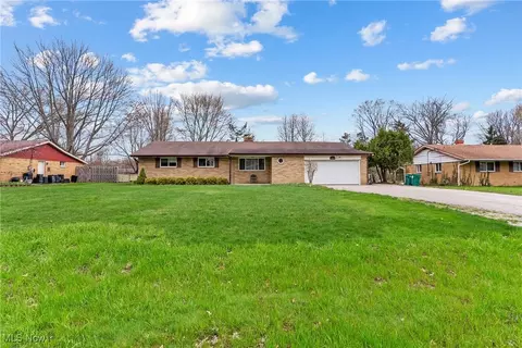 6260 Bryson Dr, Mentor, OH 44060