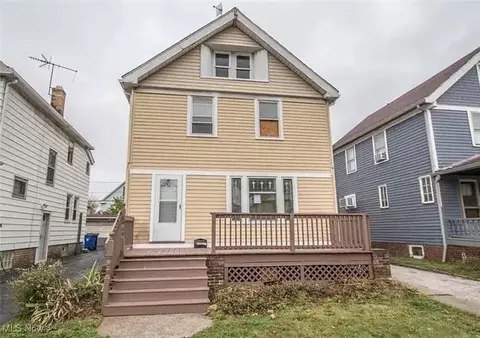 3404 W 119th St, Cleveland, OH 44111