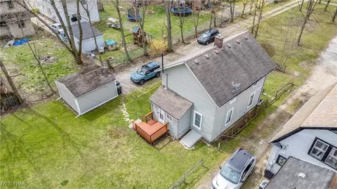 804 East Ave, Elyria, OH 44035 photo 14