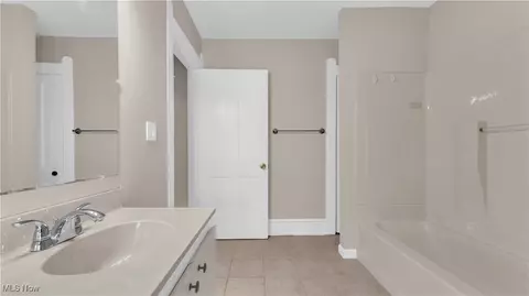 804 East Ave, Elyria, OH 44035 photo 38